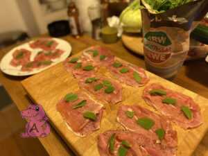 Saltimboca aus Schwein, frisch belegt